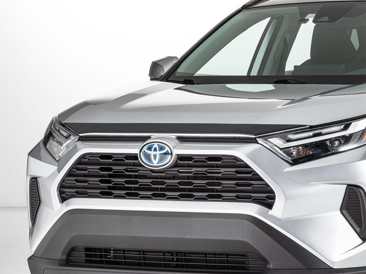 Low Profile Aerodynamic Hood Protector
