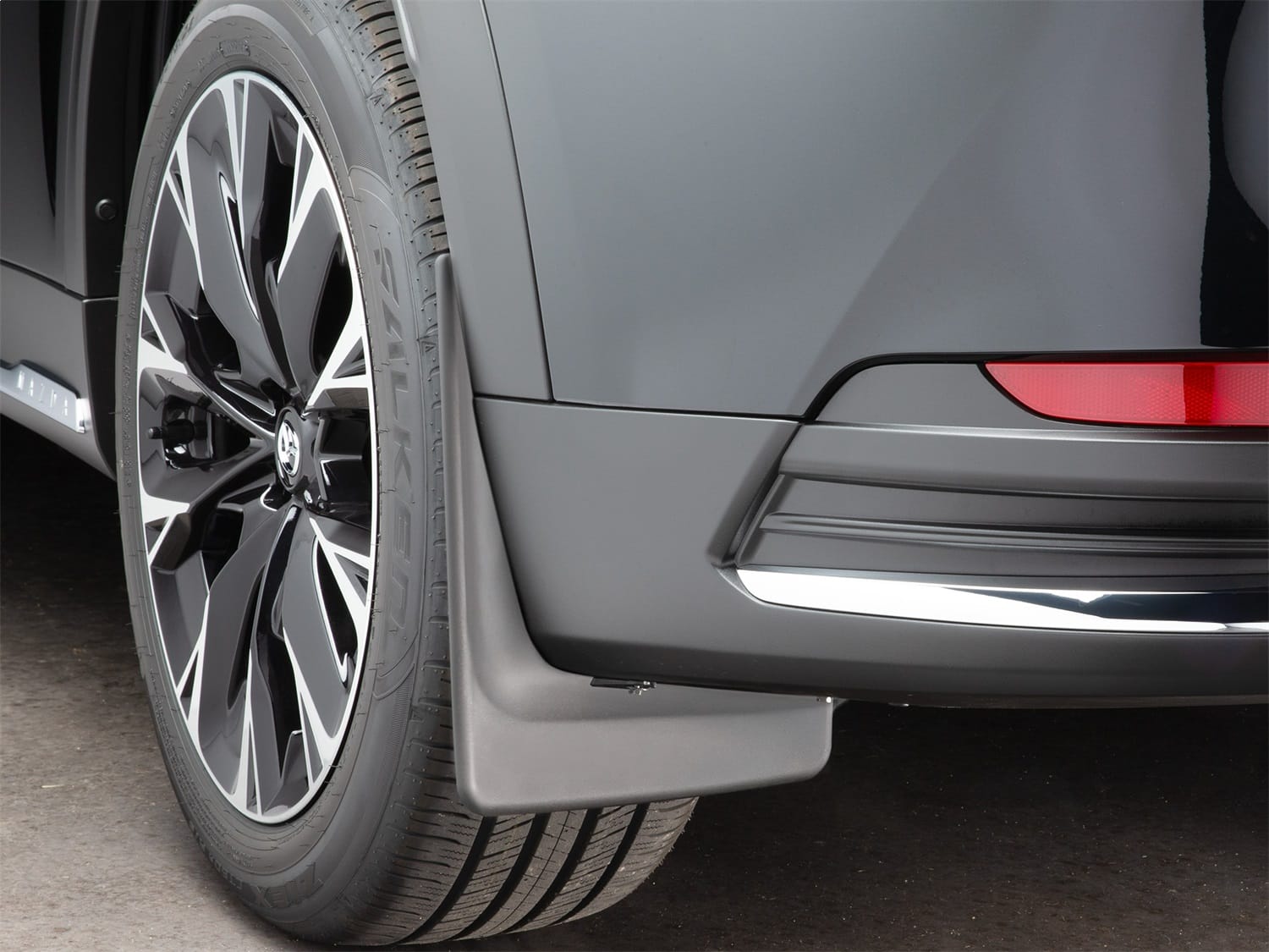 MudFlap No-Drill DigitalFit®
